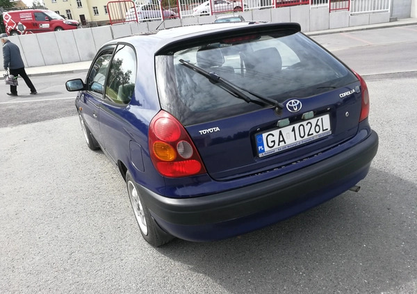 Toyota Corolla cena 4700 przebieg: 144000, rok produkcji 1999 z Sobótka małe 379